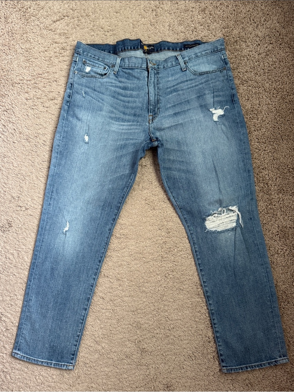 Lucky Brand Distressed Light Blue Men's Relaxed Jeans